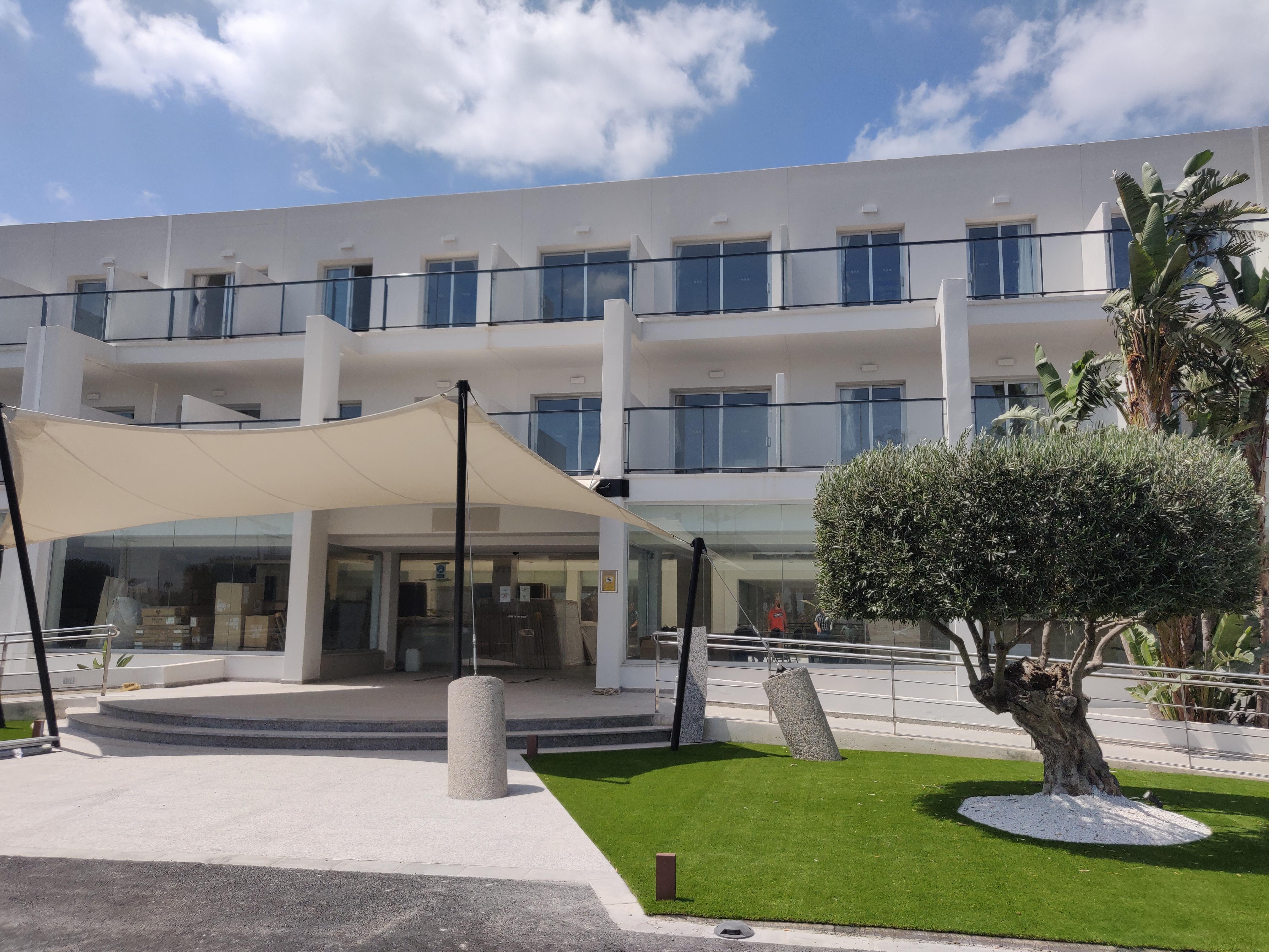 Cabogata Beach Hotel Retamar (Almeria) Exterior foto The new building of the University of Patras