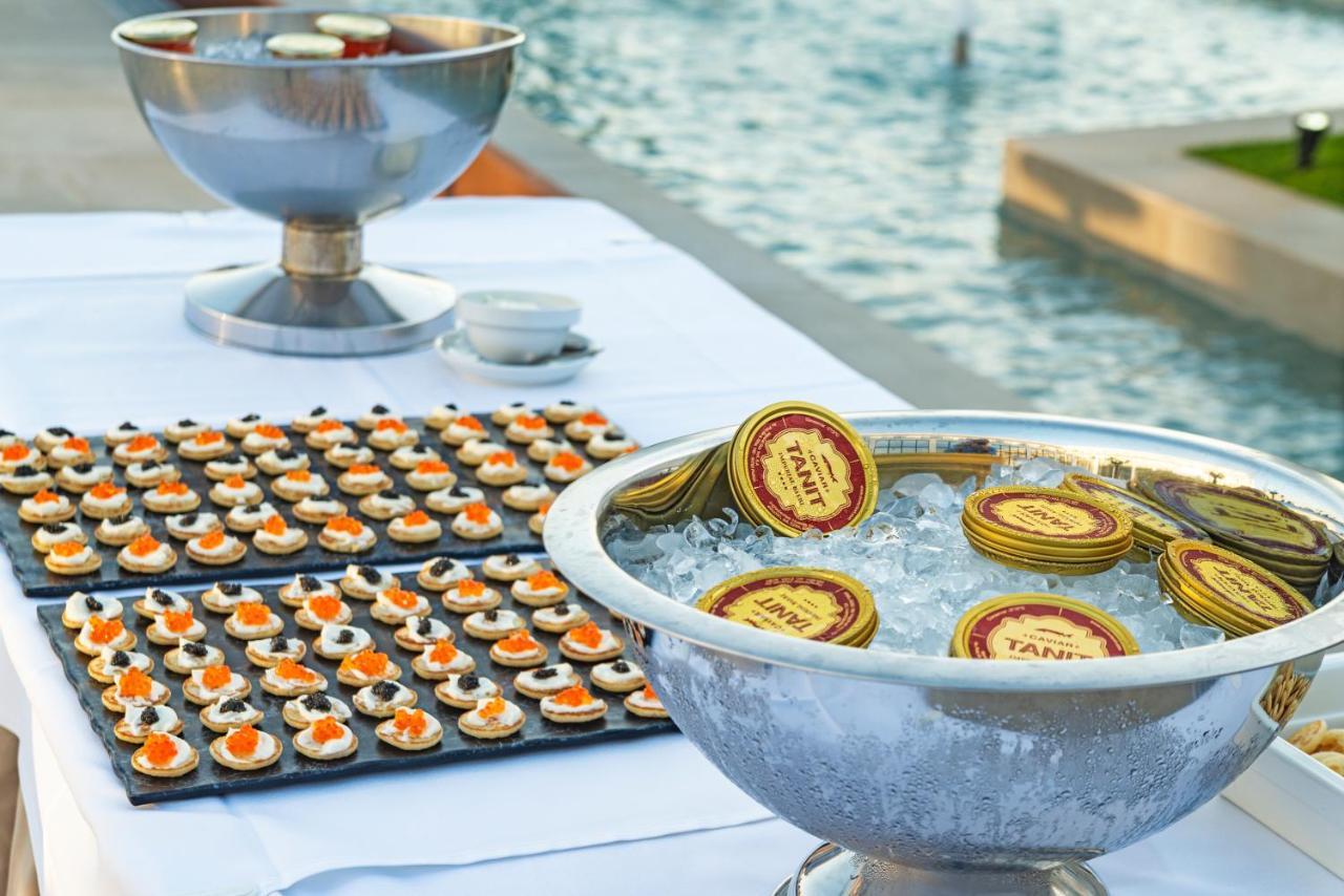 Cabogata Beach Hotel Retamar (Almeria) Exterior foto Caviar and chips at a party