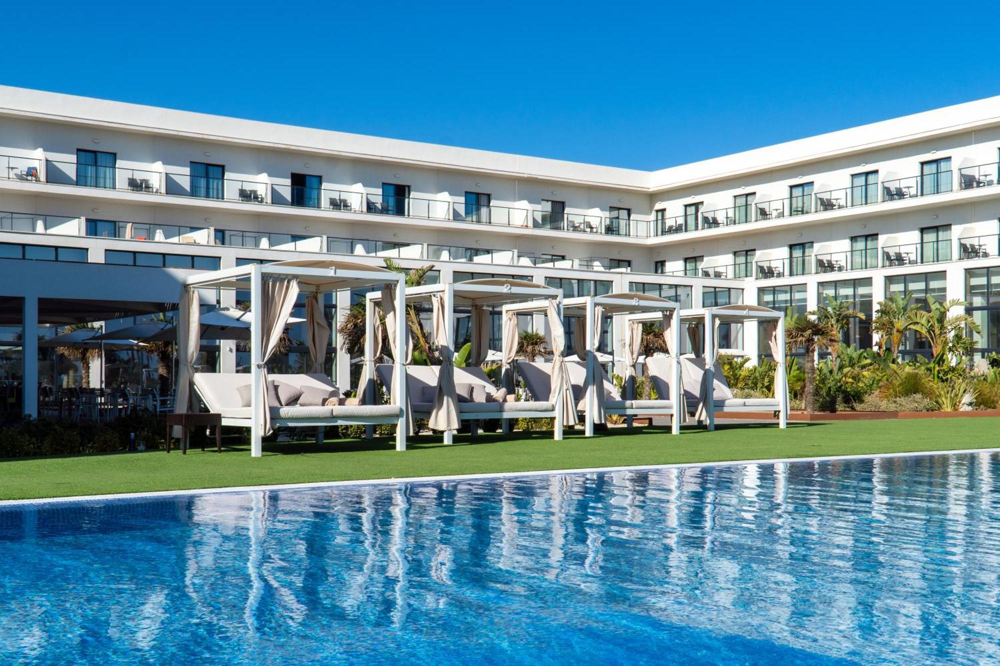 Cabogata Beach Hotel Retamar (Almeria) Exterior foto The hotel's pool